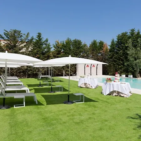 מלון Appia Antica 4*