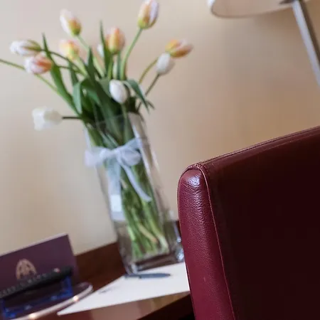 Appia Antica 4* קוראטו